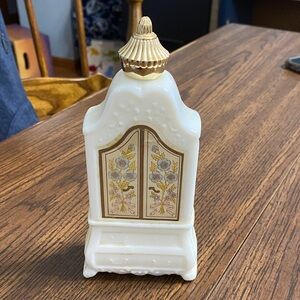 Vintage Avon Charisma foaming bath oil bottle